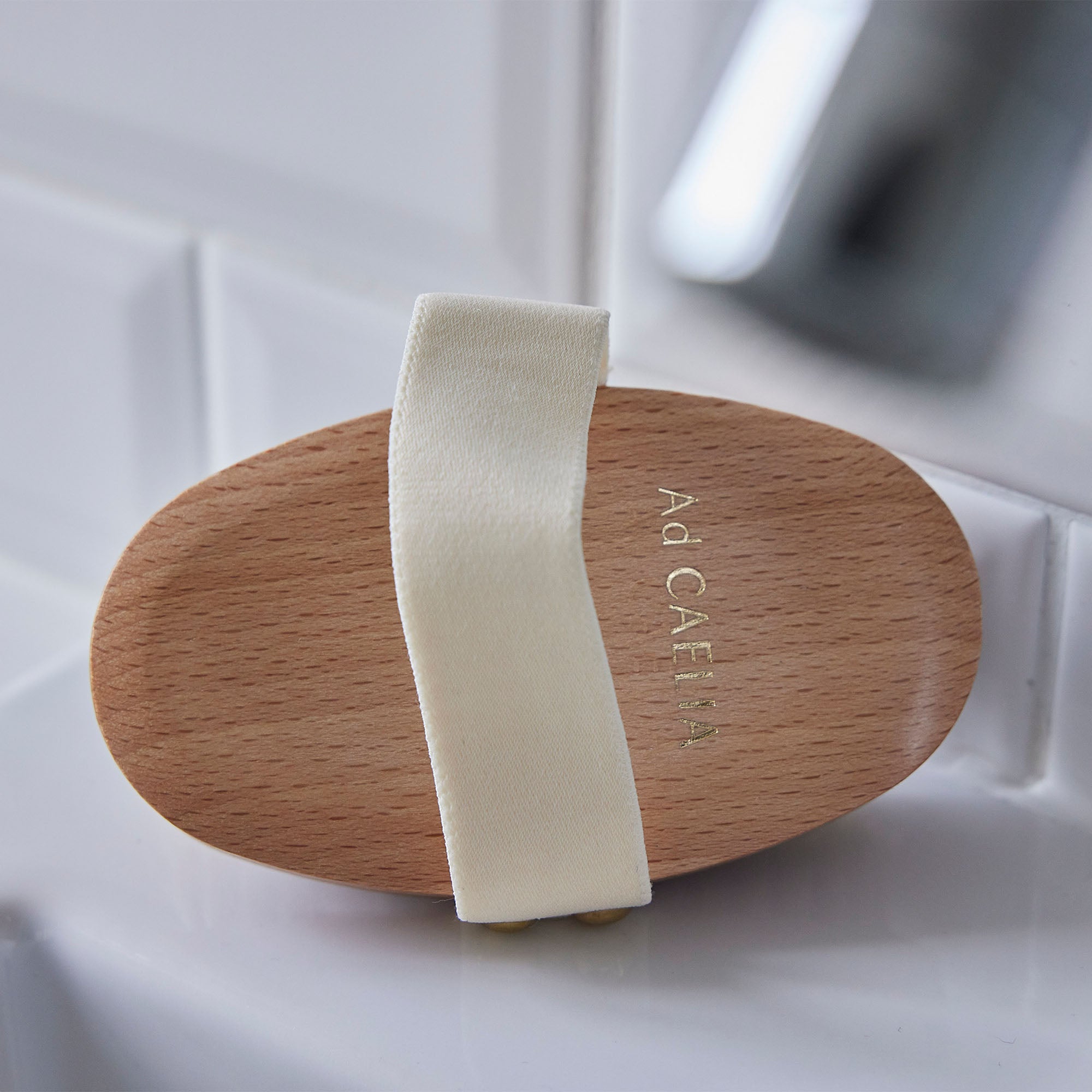 The Detox & Radiance Ritual Brush
