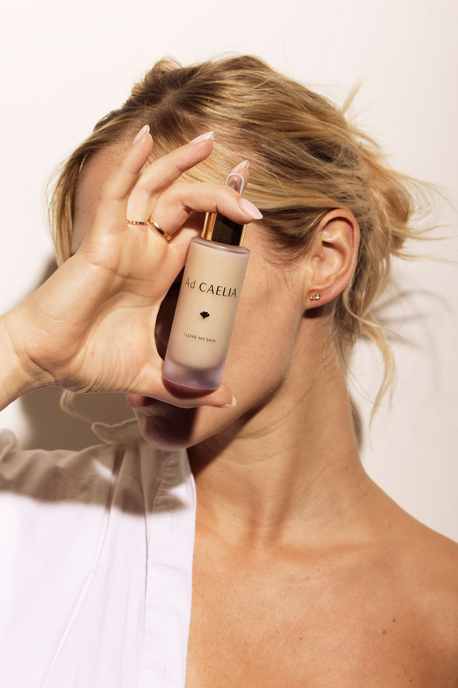 Sérum hydratant ve éclat I Love My Skin de Ad CAELIA pour un soin du visage holistique